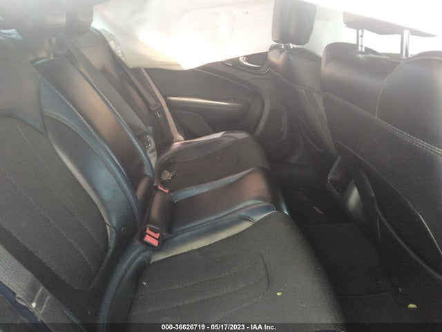 1C3CCCBG6FN525869 Chrysler 200 S