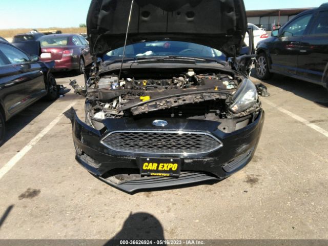 1FADP3M22HL299825 Ford FOCUS SEL