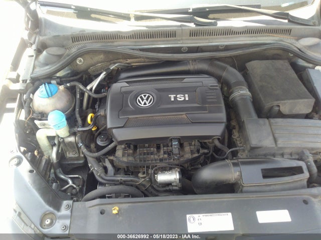 3VWD17AJ7EM354825 Volkswagen Jetta Sedan Se