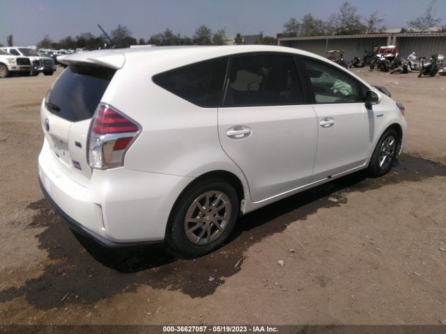 Toyota Prius V Two/five/three/four 2017 JTDZN3EU2HJ058395 Image 5