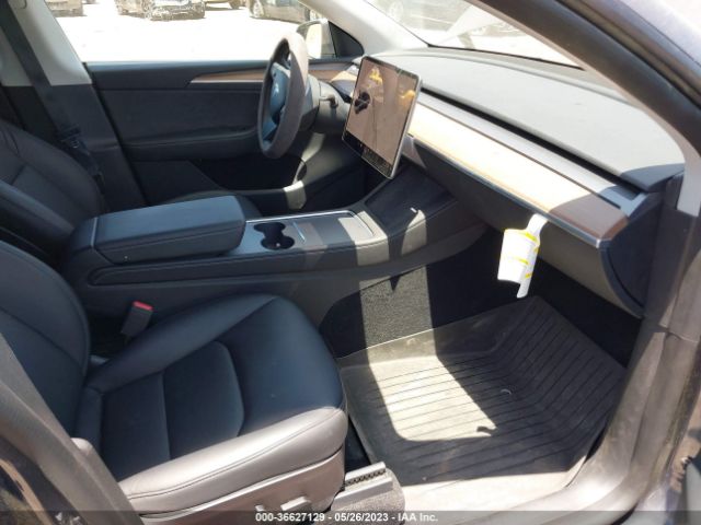 7SAYGDEE6NF560417 Tesla Model Y Long Range