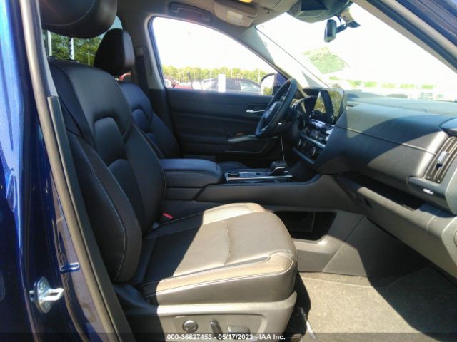 5N1DR3CC6PC210363 Nissan Pathfinder Sl