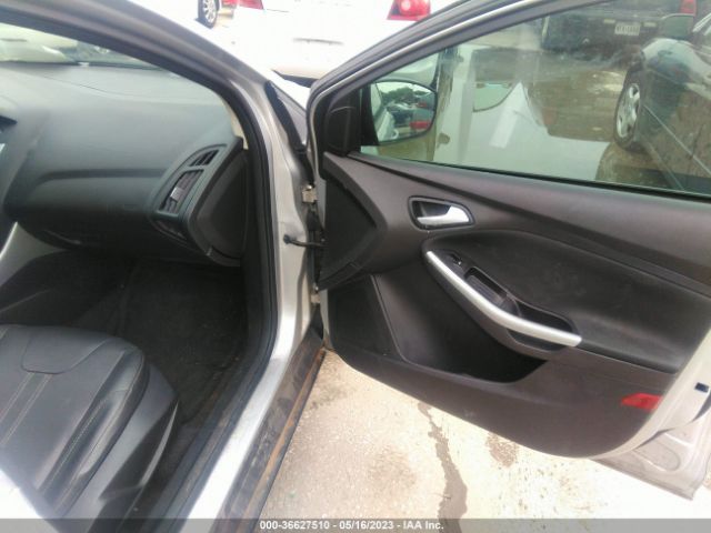 1FADP3K26EL406485 Ford FOCUS SE