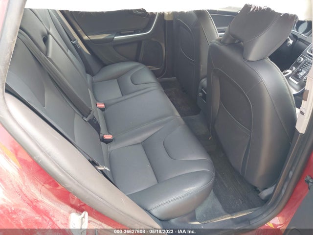 2015 Volvo V60, VIN: YV140MEK4F1241608