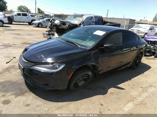 Chrysler 200 S 2015 1C3CCCBG7FN517764 Image 2