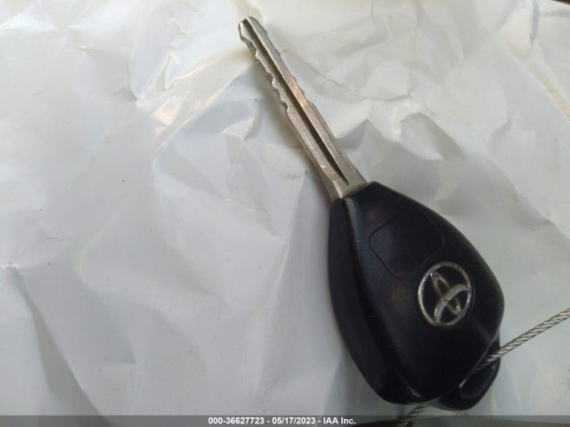 2007 TOYOTA RAV4 SPORT VIN: JTMBD32V976046845