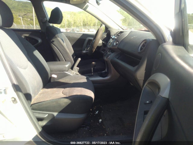 2007 TOYOTA RAV4 SPORT VIN: JTMBD32V976046845