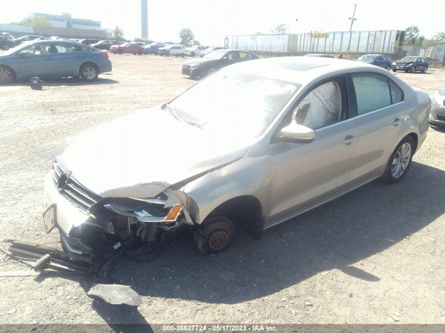 3VWD17AJ2FM306635 Volkswagen Jetta Sedan 1.8t Se W/connectivity