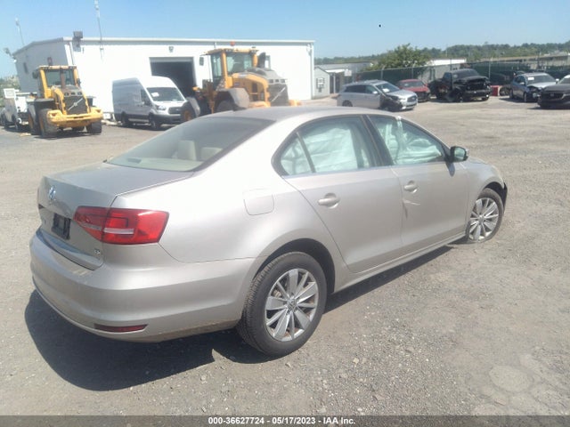 3VWD17AJ2FM306635 Volkswagen Jetta Sedan 1.8t Se W/connectivity