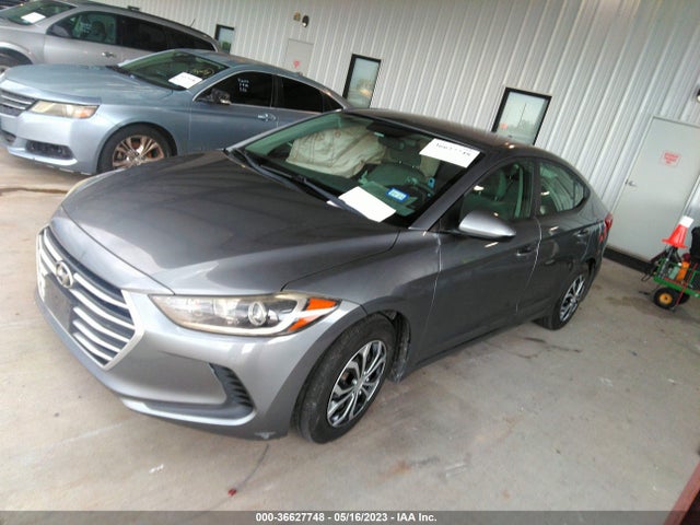 Hyundai ELANTRA SE 2017 KMHD74LF1HU112522 Image 2