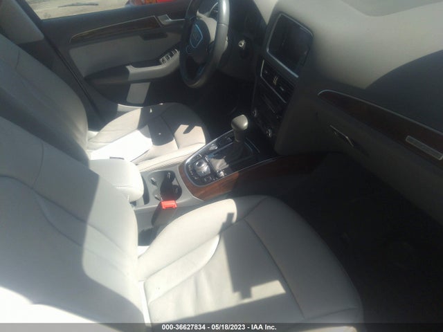 WA1LFAFP9FA008682 Audi Q5 Premium Plus