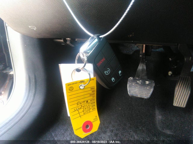 3C4NJCBB1KT757613 Jeep Compass Latitude