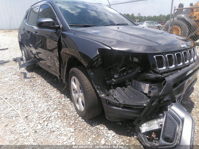 3C4NJCBB1KT757613 Jeep Compass Latitude