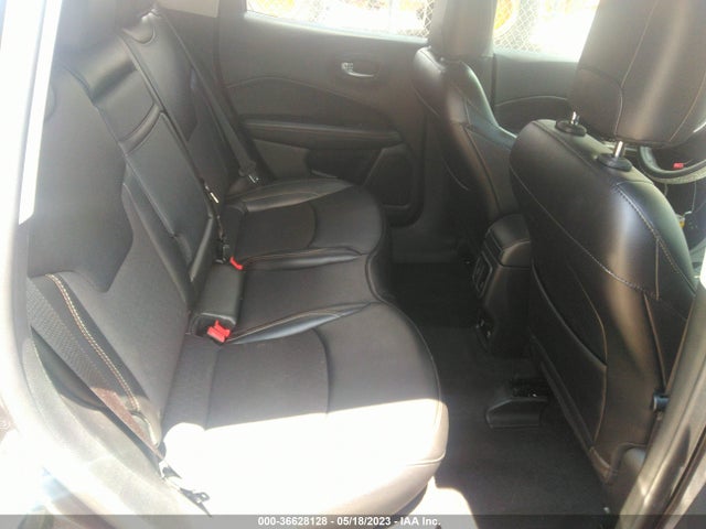 3C4NJCBB1KT757613 Jeep Compass Latitude