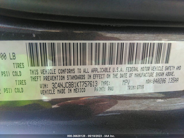 3C4NJCBB1KT757613 Jeep Compass Latitude