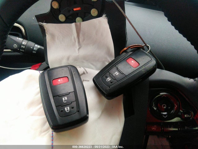 Toyota Prius L 2021 JTDKAMFU6M3128089 Image 11