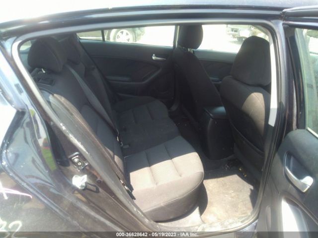 KNAFK5A80J5773915 KIA Forte5 Lx