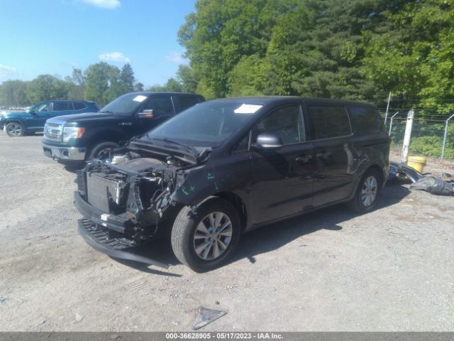 KNDMB5C1XH6218906 KIA SEDONA LX