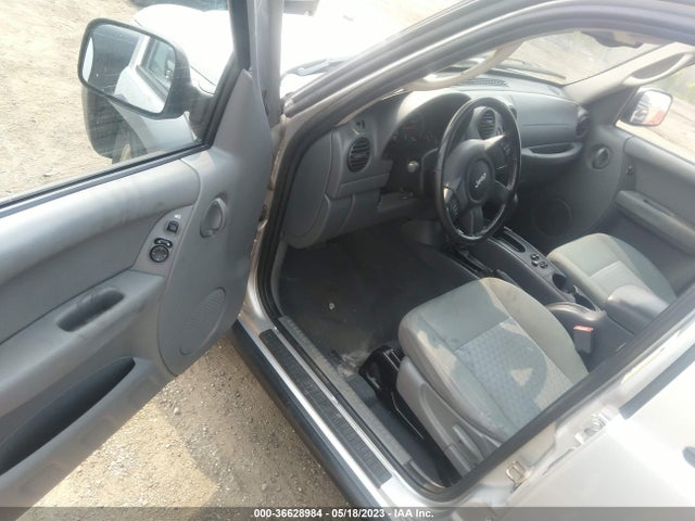 2005 JEEP LIBERTY SPORT VIN: 1J4GL48K15W602715