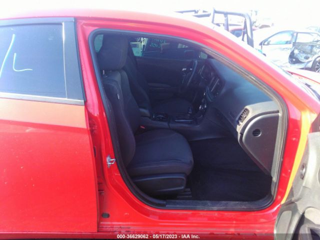 2C3CDXHG4GH333338 Dodge Charger Sxt