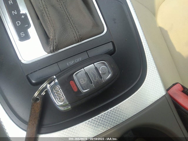 2010 AUDI A5 2.0L PREMIUM VIN: WAUCFAFR0AA036724