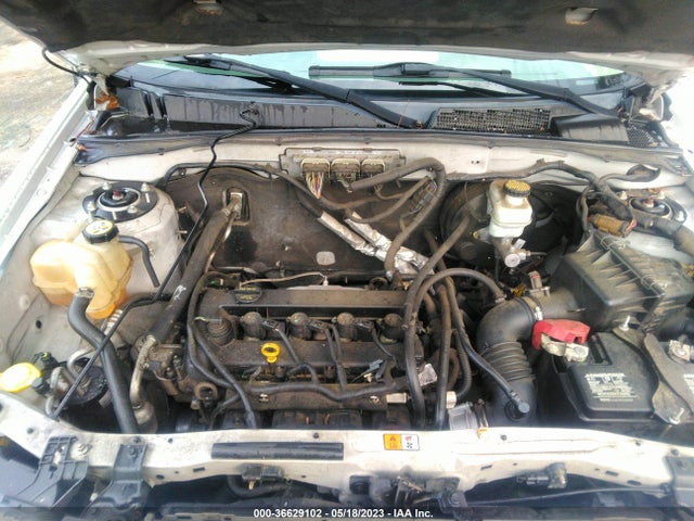 2009 FORD ESCAPE XLS VIN: 1FMCU02709KD07175