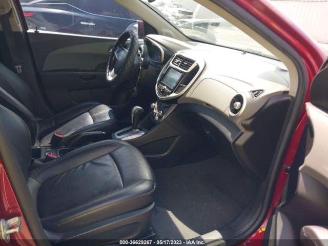 Chevrolet Sonic Premier 2017 1G1JF5SB9H4124523 Image 6