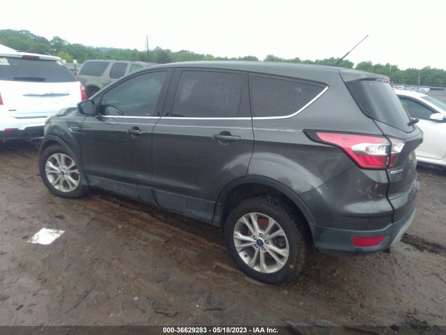 36629283 :رقم المزاد ، 1FMCU0GD7HUD53037 vin ، 2017 Ford Escape Se مزاد بيع