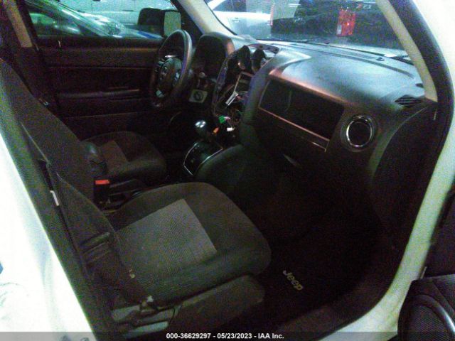 1C4NJRBB3GD618163 Jeep Patriot Sport