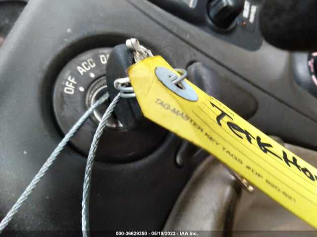 2005 PONTIAC BONNEVILLE SE VIN: 1G2HX52KX5U216274