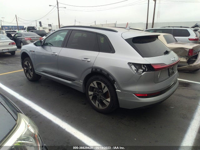 2022 Audi e-tron, VIN: WA1AAAGEXNB019475