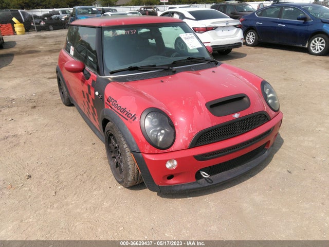 2006 MINI COOPER S WMWRE33526TL16229 Photo 0