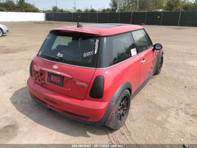 2006 MINI COOPER S WMWRE33526TL16229 Photo 3