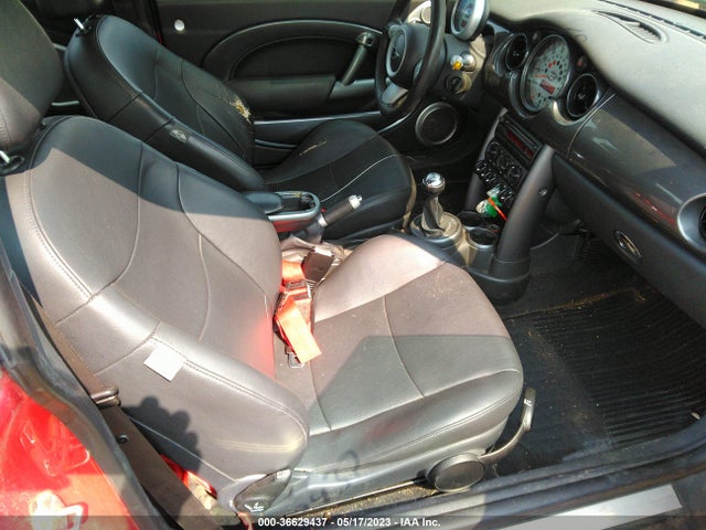 2006 MINI COOPER S WMWRE33526TL16229 Photo 7