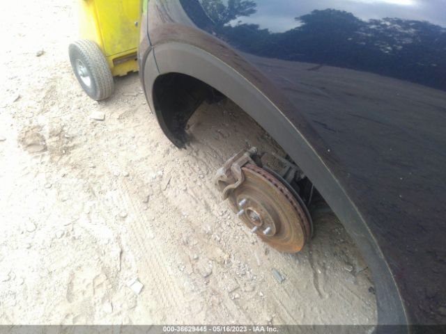 5XYPGDA57GG159811 KIA SORENTO LX