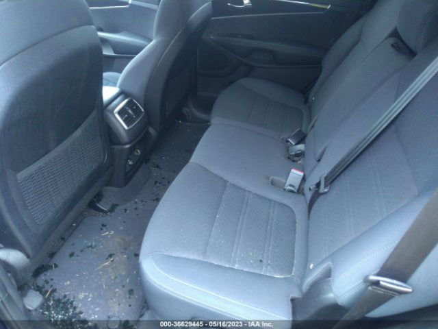 5XYPGDA57GG159811 KIA SORENTO LX