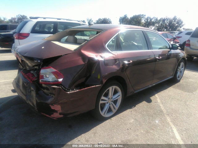 1VWBS7A38EC061023 Volkswagen Passat Se W/sunroof