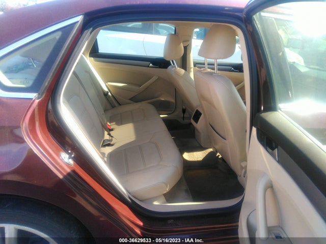 1VWBS7A38EC061023 Volkswagen Passat Se W/sunroof