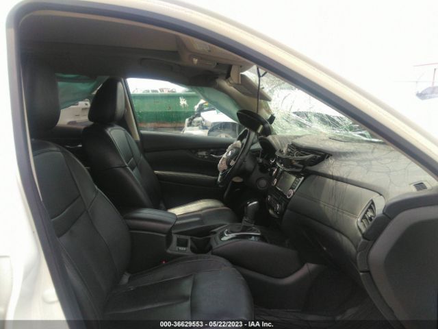 5N1AT2MT0HC878271 Nissan Rogue Sl