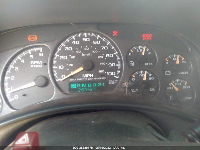 2002 CHEVROLET SILVERADO 1500 LS VIN: 2GCEK19T921393474