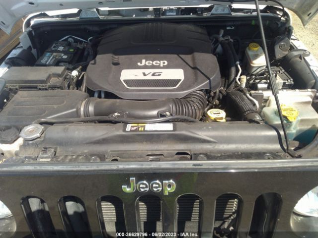 1C4HJWDG8GL346218 Jeep Wrangler Unlimited Sport