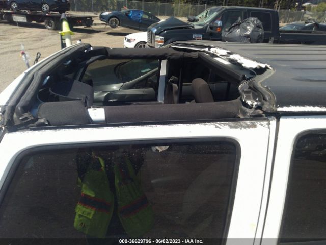 1C4HJWDG8GL346218 Jeep Wrangler Unlimited Sport