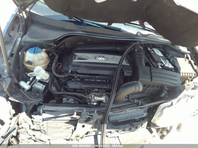 2012 VOLKSWAGEN GTI W/SUNROOF & NAVI PZEV VIN: WVWHD7AJ8CW265192