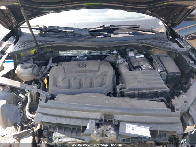 2018 VOLKSWAGEN TIGUAN SEL/SE VIN: 3VV2B7AX1JM038019
