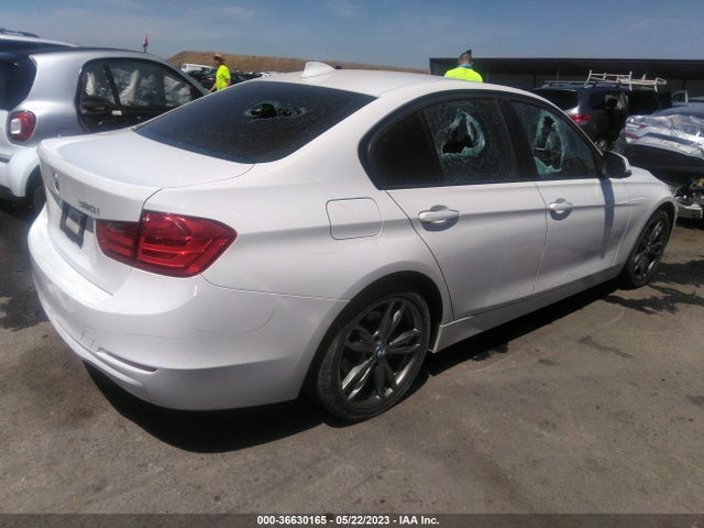 WBA3B1C55FK137871 BMW 3 Series 320i