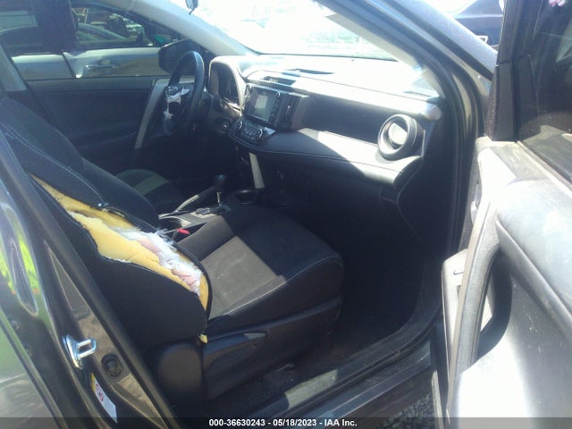 2017 TOYOTA RAV4 XLE VIN: 2T3RFREV0HW568996