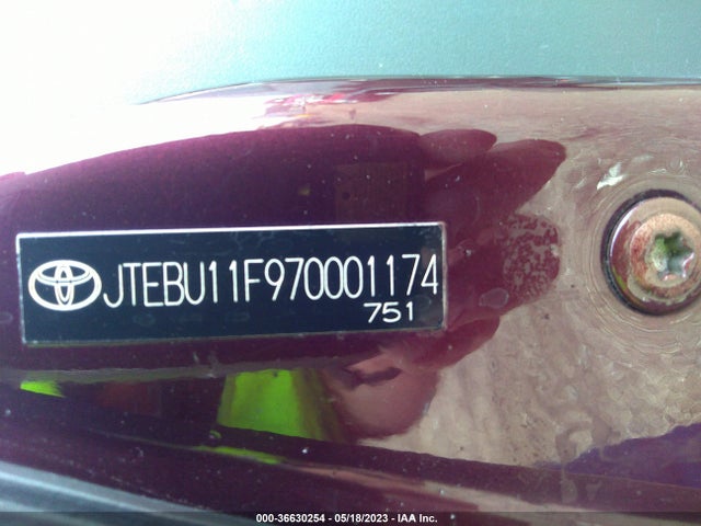 2007 TOYOTA FJ CRUISER VIN: JTEBU11F970001174