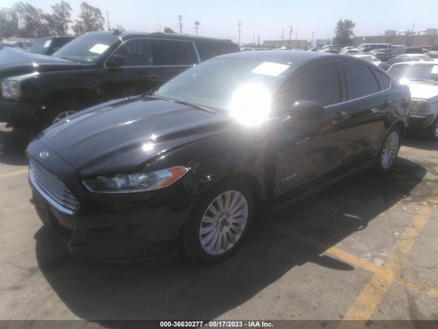 Ford Fusion S Hybrid 2016 3FA6P0UU9GR405423 Image 2