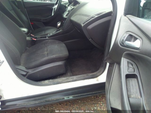 1FADP3K20HL264378 Ford FOCUS SE
