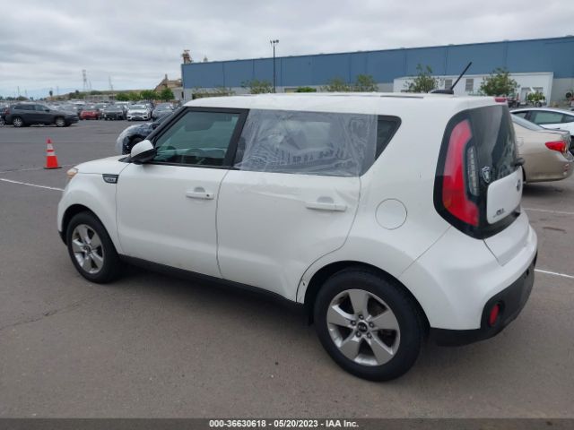 KNDJN2A21J7560930 KIA Soul Base